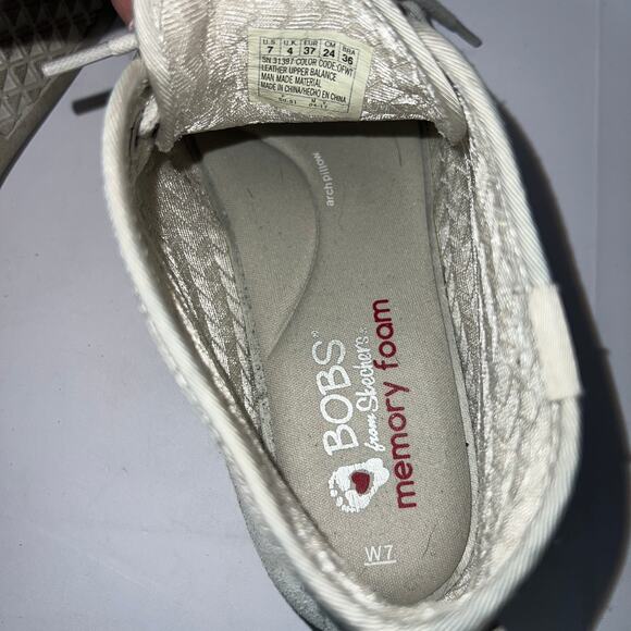 BOBS By Sketchers  Memory Foam Comfort Booties Suede Leather Size 7 - Picture 8 of 9